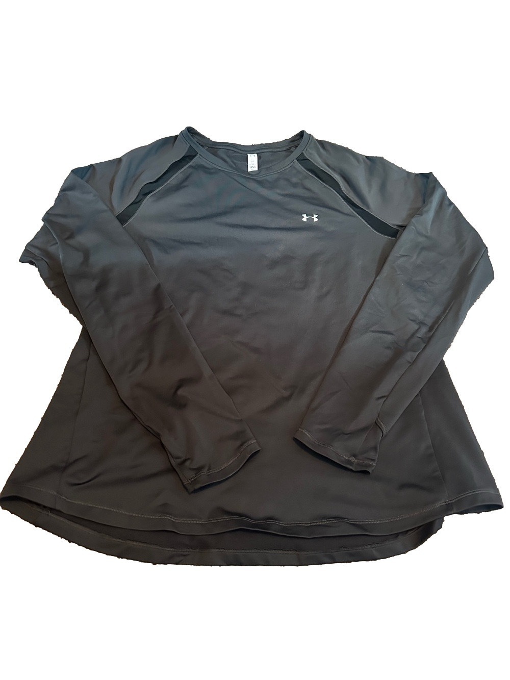 Under Armour Women’s Black Long-Sleeve Cold Gear Performance Top XL